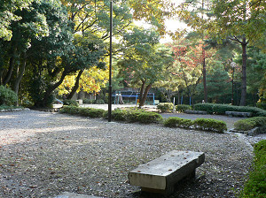 吉田山緑地公園