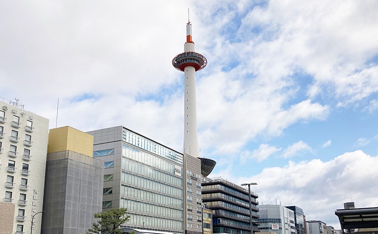WhiteTailsとコラボした謎解きイベント「日本全国タワーばらばら合流大作戦」を楽しみに京都タワーへ