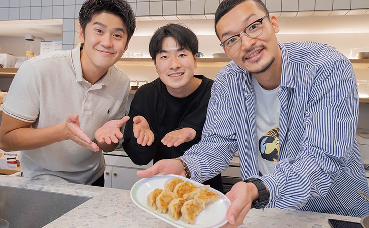 パナソニック パンサーズの選手たちが京阪百貨店「5.0℉」で冷凍食品を調理＆試食！【大阪】