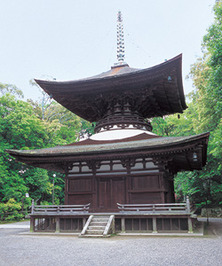 石山寺の多宝塔